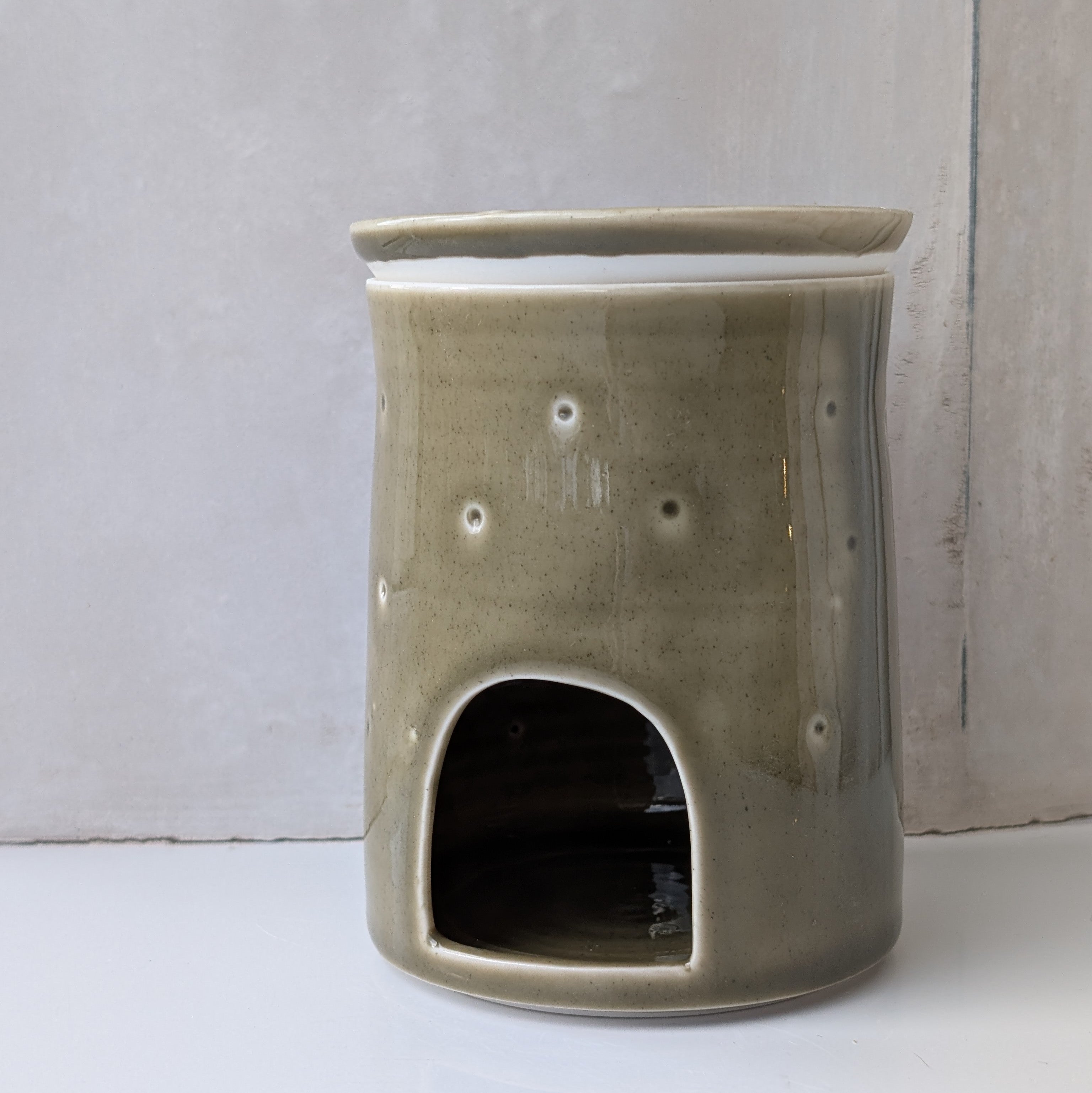 Christmas wax melter with pinholes - dark sage