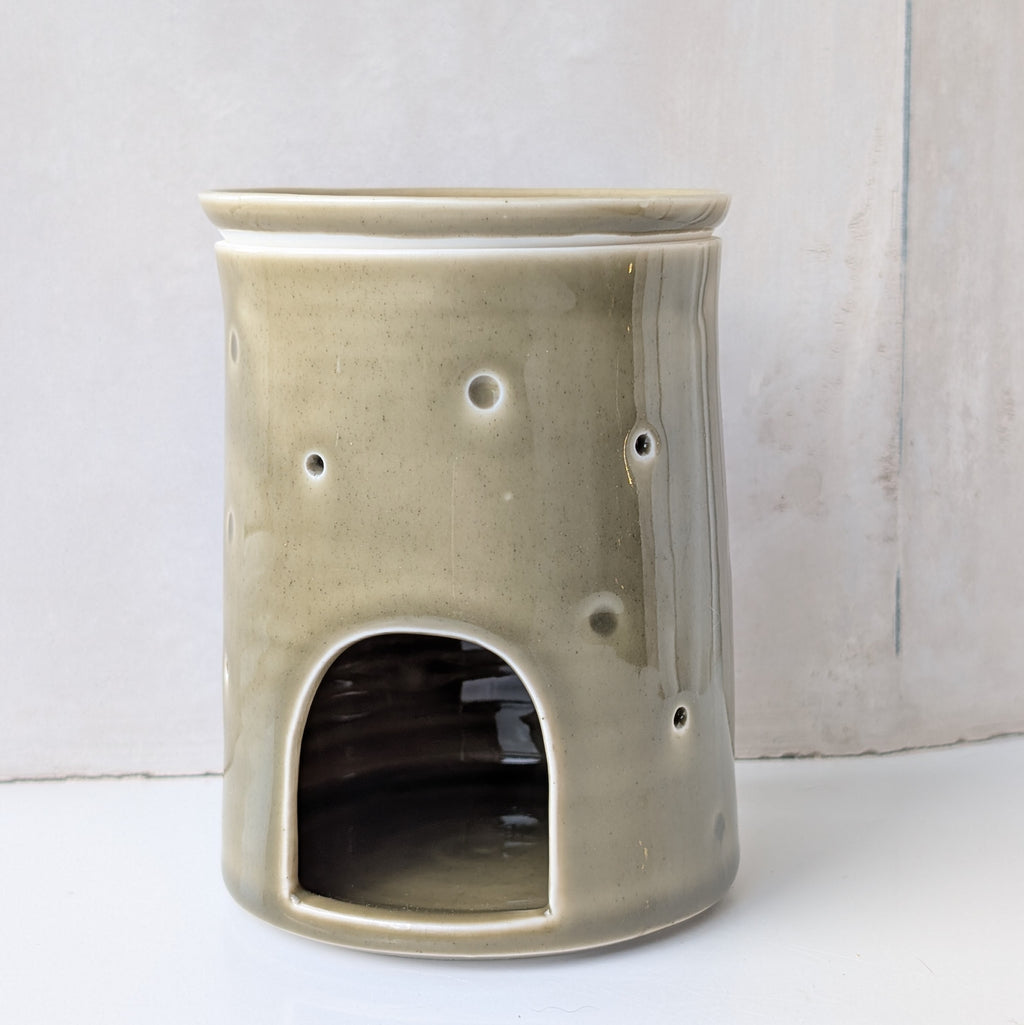 Christmas wax melter with pinholes - dark sage