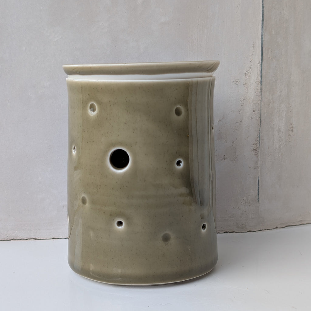 Christmas wax melter with pinholes - dark sage