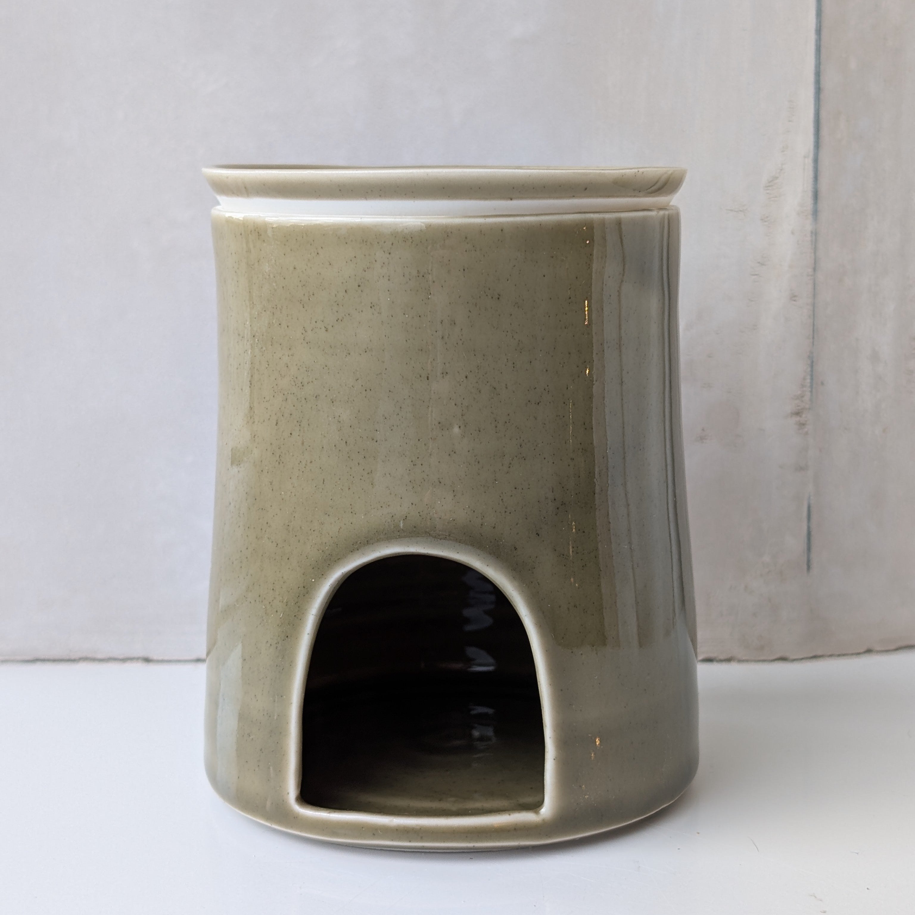 Christmas wax melter - dark sage